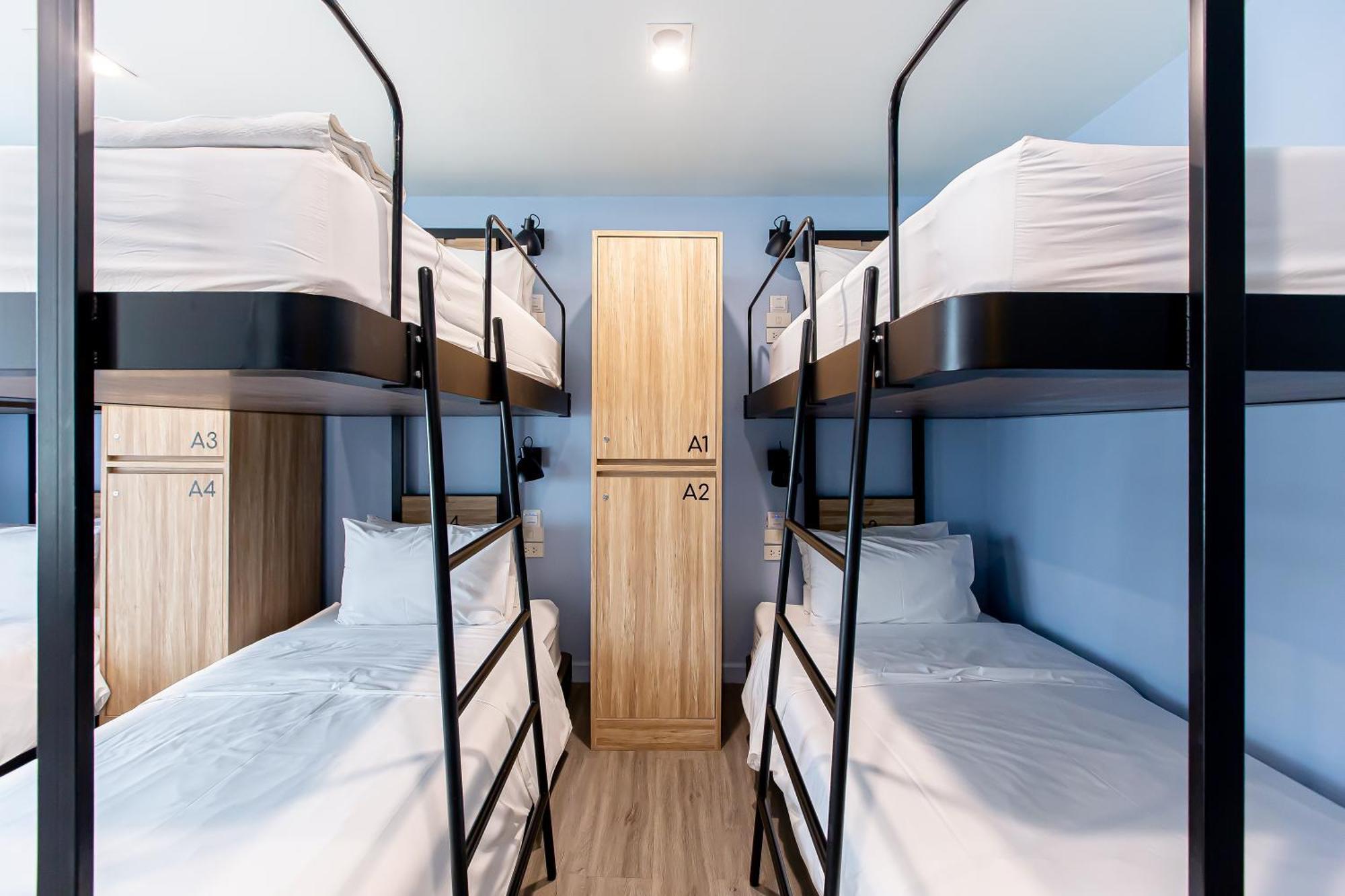 Simply Sleep Hostel Bangkok Buitenkant foto