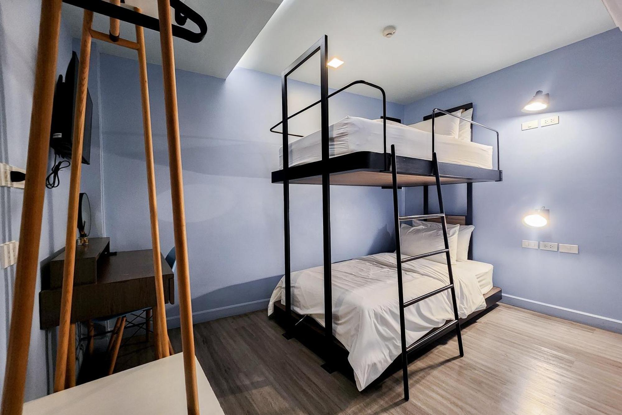 Simply Sleep Hostel Bangkok Buitenkant foto