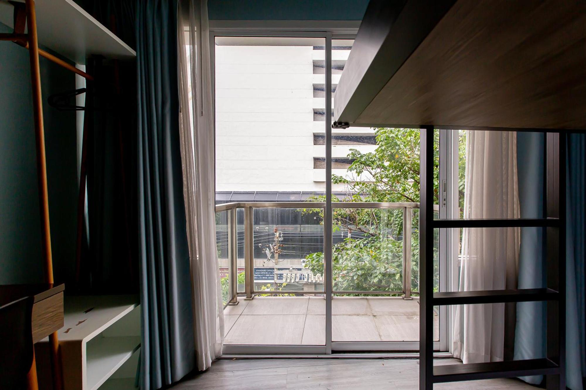 Simply Sleep Hostel Bangkok Buitenkant foto