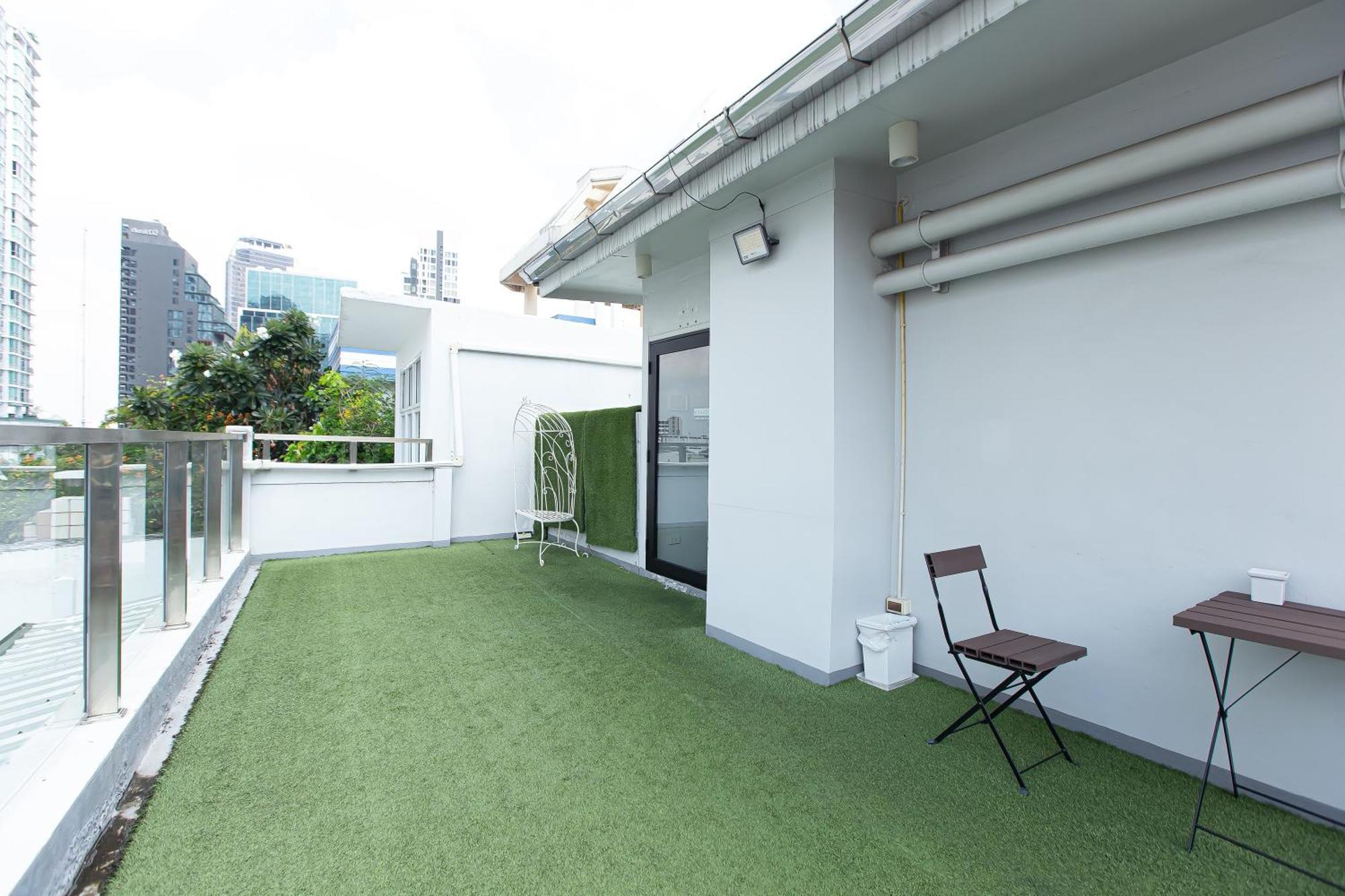 Simply Sleep Hostel Bangkok Buitenkant foto